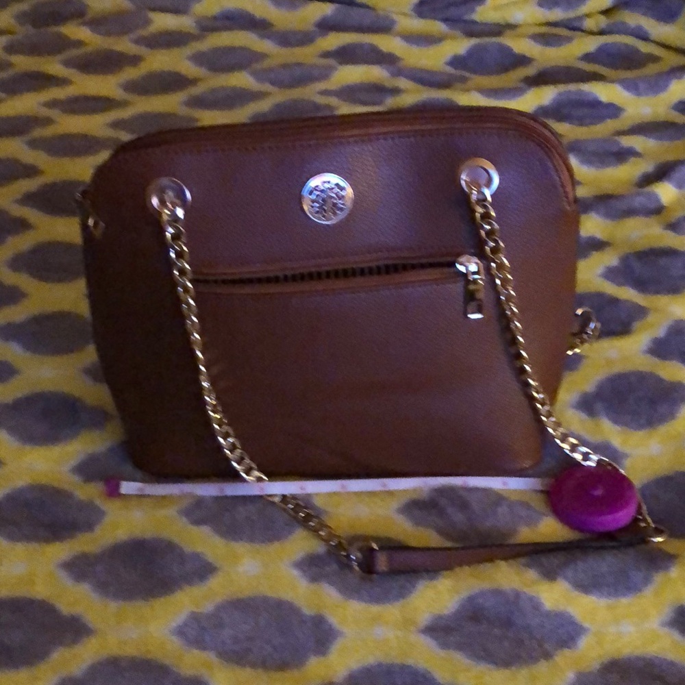 Adorable handbag!!!❤️❤️❤️ NEVER USED!!🙂